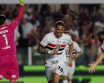 Luciano faz do Flamengo sua principal vítima com a camisa do São Paulo
