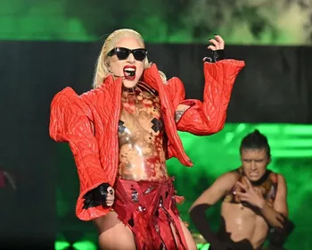 Não foi fibromialgia! Lady Gaga revela verdade sobre show cancelado no Brasil