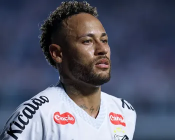 Neymar não viaja e deve ficar fora contra o Internacional pela 35ª rodada