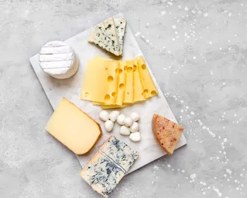 Qual queijo escolher para manter a dieta em dia? Nutri responde