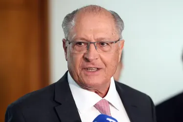 
				Alckmin: corte tarifário dos EUA é positivo, mas distorções persistem
			
			