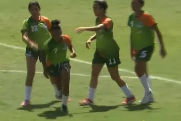 
				Copa Rainha Marta: CE vence de virada e encerra 1ª fase com vitória sobre a PB
			
			