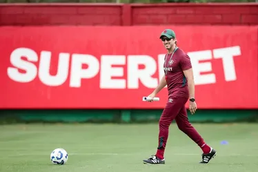 
				Fluminense revive insatisfações da era Renato Gaúcho com Zubeldía
			
			