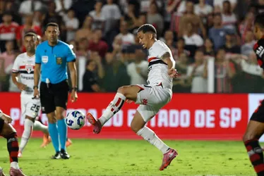 
				Luciano faz do Flamengo sua principal vítima com a camisa do São Paulo
			
			