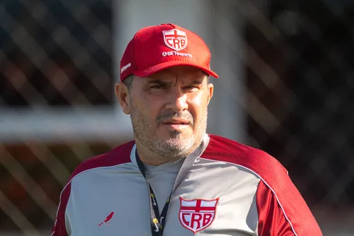 
				CRB tem desfalque e busca reação fora de casa contra o América-MG
			
			