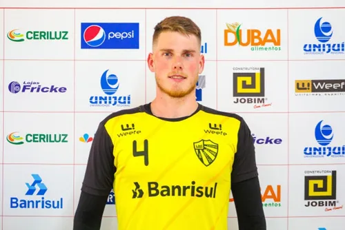 
				Conheça Wellerson Silva, o novo goleiro do CSA para 2026
			
			