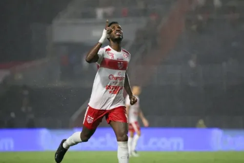 
				Destaque do Atlético-GO, ex-CRB é desfalque e não enfrentará o Galo no próximo domingo
			
			