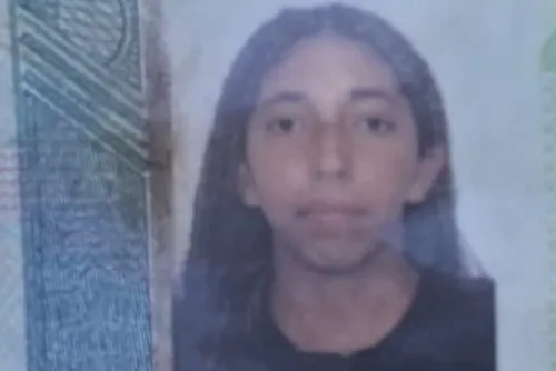 
				Seminua e amarrada: corpo de jovem é encontrado em canavial
			
			