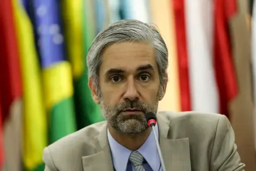 
				Testemunha que PT impediu de depor na CPMI abriu o bico para PF sobre ‘Lulinha’
			
			
