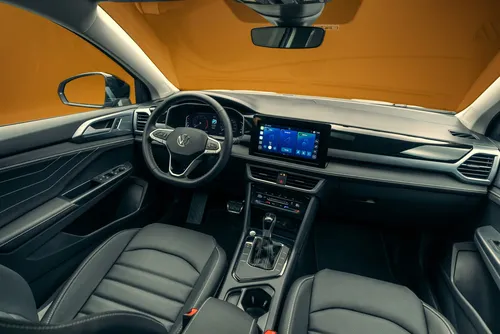 
				Volkswagen Taos muda de visual e tenta recuperar terreno entre os SUVs
			
			