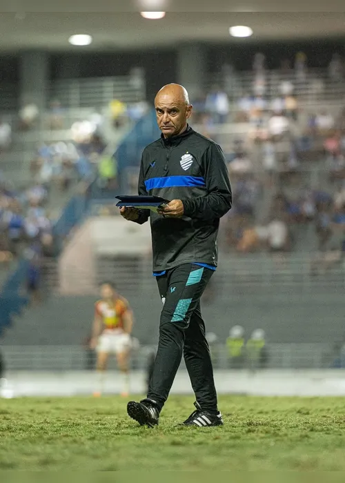 
				Adriano Rodrigues deixa o CSA; confira os detalhes da saída
			
			