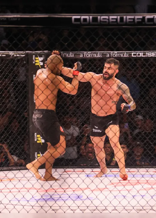 
				Em luta de alagoanos, Ítalo vence Pitbull no Coliseu Extreme Fight, em Arapiraca
			
			