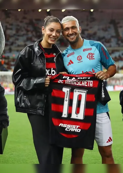 
				Esposa de Arrascaeta desabafa após tentativa de assalto na saída do Maracanã

			
