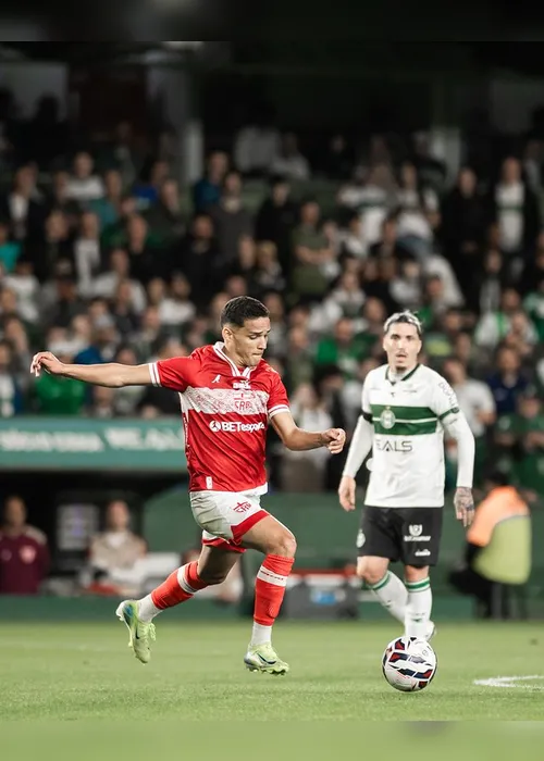 
				Fora de casa, CRB só empata com o Coritiba e acesso à Série A fica ainda mais difícil

			