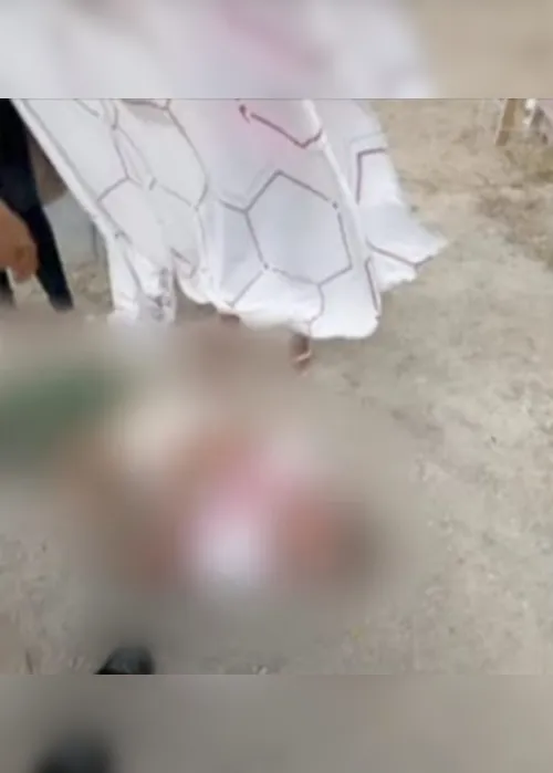 
				Homem morre após levar soco e cair no chão durante briga em Matriz de Camaragibe
			
			