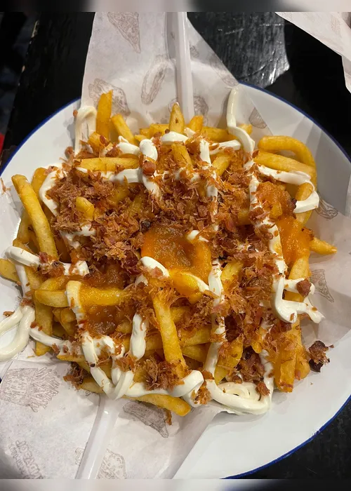 
				Um verdadeiro clássico artesanal: Sr. D Burger e o sabor que conquista Maceió
			
			