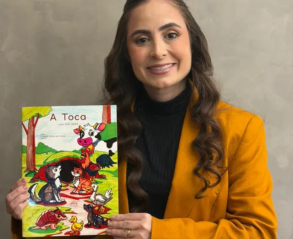 Juíza Luara Jatobá lança primeiro livro durante Bienal em Alagoas