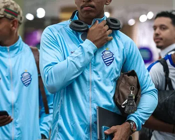 Destaque do CSA na Copinha, goleiro homenageia pai morto por organizada