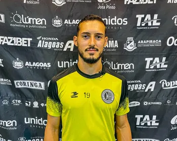 Léo destaca intensidade nos treinos e disputa pela titularidade no ASA