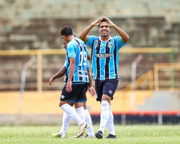 Alagoano se destaca e garante classificação do Grêmio às semifinais da Copinha