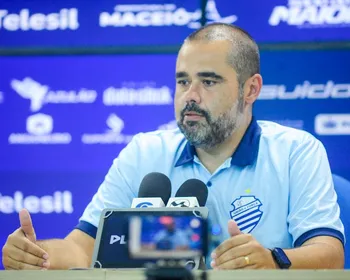 Bonatelli nega saída de Schülle, projeta Copa Alagoas e elogia solidez defensiva do CSA