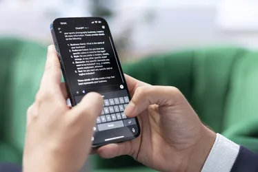 
				Crie um plano de conteúdo com o ChatGPT sem virar refém da ferramenta
			
			