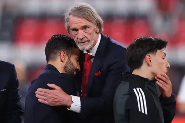
				Manchester United anuncia demissão do técnico Ruben Amorim
			
			