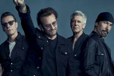 
				Quem são os artistas cotados para show gratuito de Copacabana em 2026
			
			