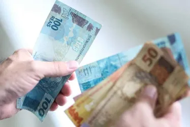 
				Viagens de Lula somam quase 6 voltas ao mundo
			
			