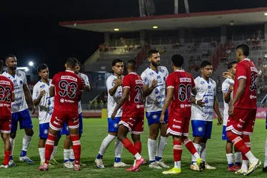 
				Com gol de Maycon, CRB vence o Cruzeiro e segue na liderança do Alagoano: 1 a 0
			
			