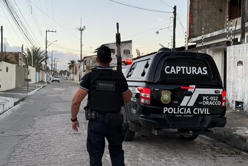
				Ação integrada mira tráfico de drogas e porte ilegal de armas em Maceió e região
			
			