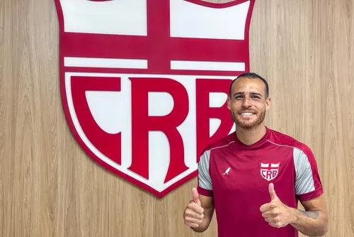 
				Apresentado no CRB,  Pedro Castro ressalta confiança para ajudar: "Posso contribuir muito"
			
			