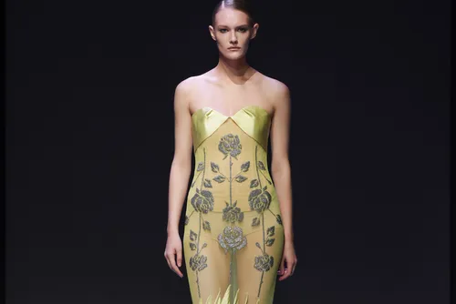 
				Diplomacia global e moda local no BRICS+ Fashion Summit
			
			