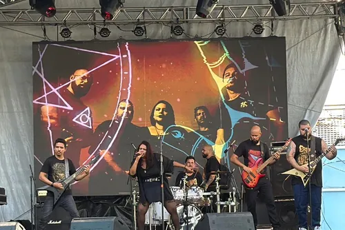 
				FANTASMA ROCK: A celebração das tribos
			
			