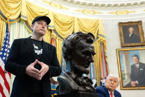 
				Fortuna de Elon Musk supera PIB de 10 países da América do Sul
			
			