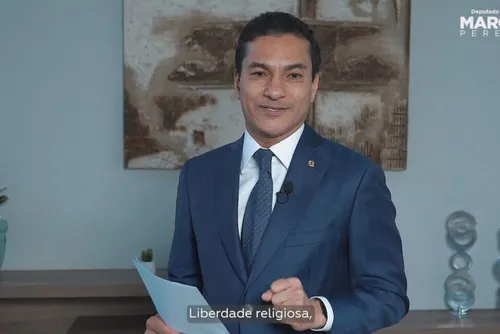 
				Motta entrega cabeças bolsonaristas a Lula e STF
			
			
