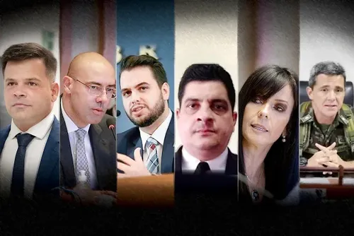 
				STF julga réus por coordenar ações em trama golpista. Siga
			
			