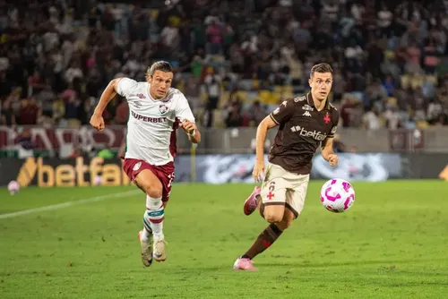 
				De evolução a dúvidas: o que mudou no Vasco desde o último clássico contra o Fluminense
			
			