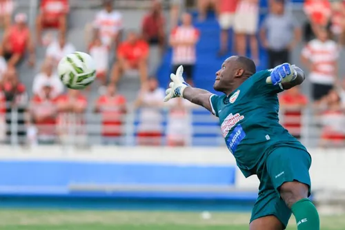 
				Classificado, CSA enfrenta CSE em Palmeira de olho na liderança do Alagoano
			
			