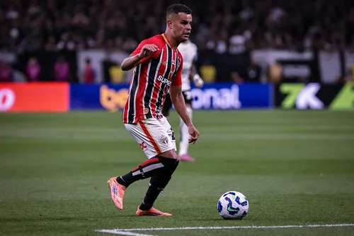 
				Corinthians desiste de pagar 'entrada' e cria impasse com São Paulo por Alisson
			
			