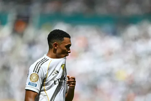 
				Manchester City monitora astro em meio a incertezas no Real Madrid
			
			