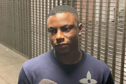
				Vasco anuncia a contratação do atacante Marino
			
			