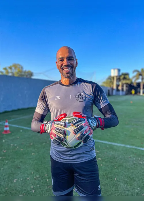 
				ASA confirma contratação do experiente goleiro Dida
			
			