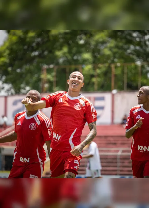 
				Internacional é dominante, vence o CSE por 3 a 0 e encaminha classificação
			
			