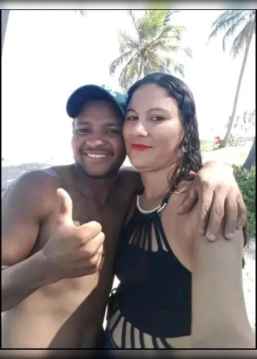 
				Pai de dois filhos: saiba quem era o homem assassinado pela esposa em Coruripe
			
			