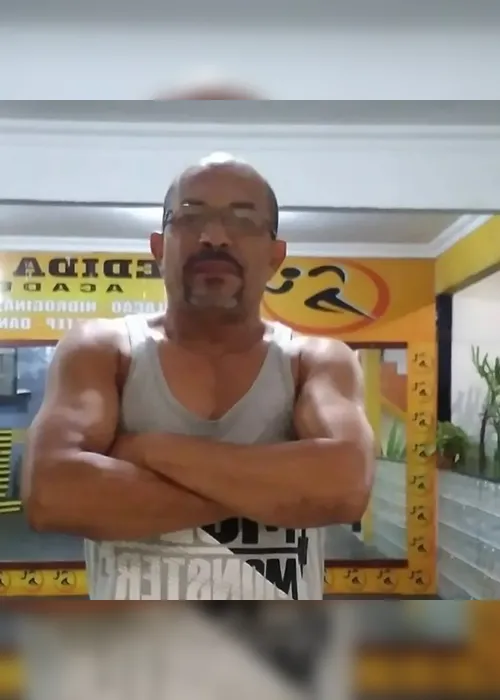 
				Professor encontrado morto no Antares teve veículo levado; homem foi visto deixando o local
			
			
