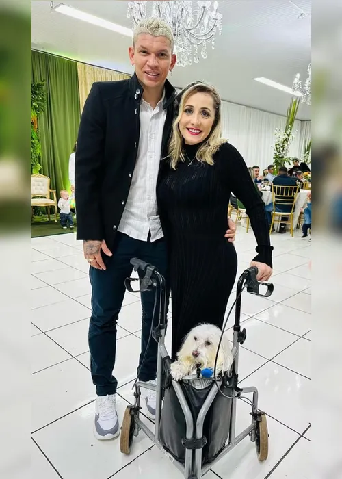 
				Jogadores de CRB e ASA posam para campanha em apoio à esposa de Júnior Viçosa
			
			