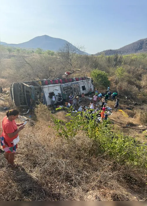
				Transporte clandestino: ônibus com romeiros alagoanos operava de forma irregular
			
			