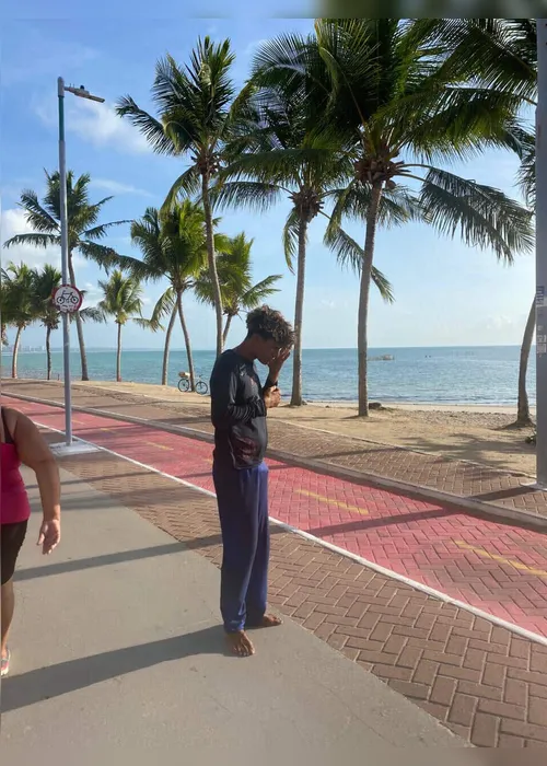 
				Usuário de drogas é suspeito de agredir casal com criança, idoso e mulher na orla de Maceió
			
			