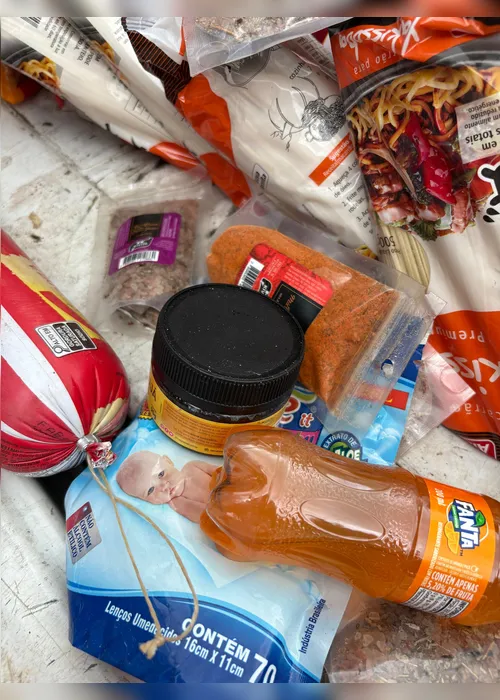 
				Vencidos e impróprios para consumo: 250 kg de alimentos são apreendidos na Levada
			
			